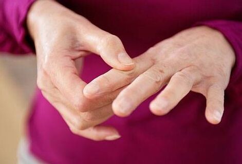 Pain to the fingertips